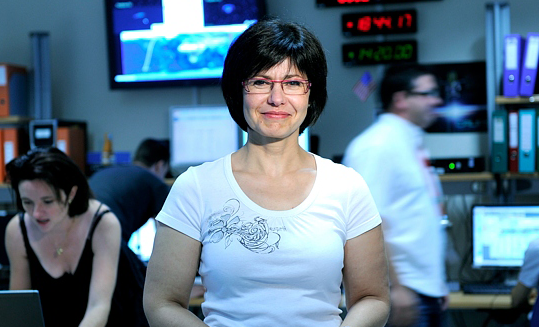 Thérèse Barroso, chef de projet exploitation de Parasol au CNES. Crédits : CNES/E. Grimault 2010.